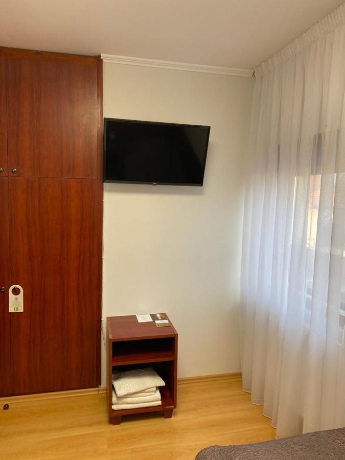 Part Cafe Residence Dunakeszi Bagian luar foto